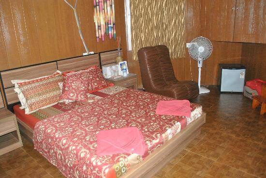 Atithi Farm House, Alibaug 4
